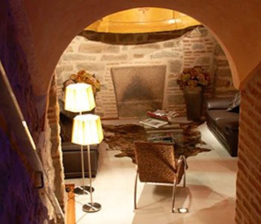 Imagen de los interiores del Hotel Los Usias. Foto 8