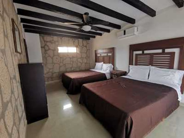 Imagen de la habitación del Hotel Los Vientos. Foto 6