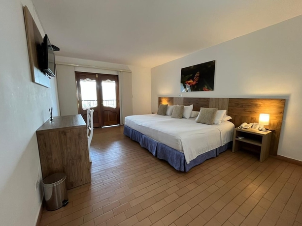 Imagen de la habitación del Hotel Los Vi&ntilde;edos. Foto 7