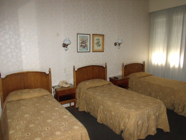 Imagen de la habitación del Hotel Los angeles, Montevideo. Foto 6