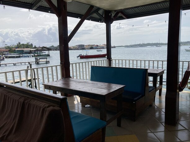 Imagen general del Hotel Los balcones over the sea. Foto 8