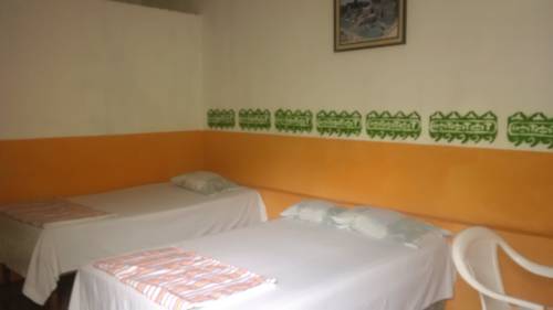 Imagen de la habitación del Hotel Los estudiantes. Foto 4