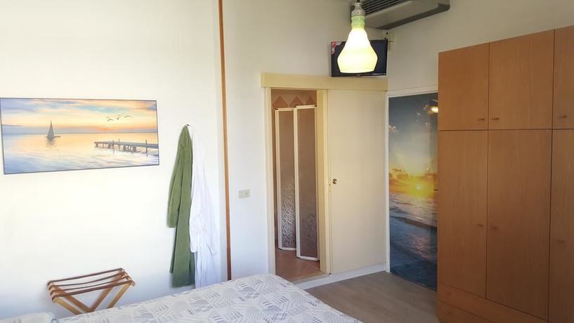 Imagen de la habitación del Hotel Losanna, Cervia. Foto 12