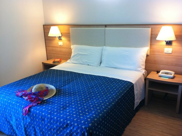 Imagen de la habitación del Hotel Losanna Gabicce Mare. Foto 16