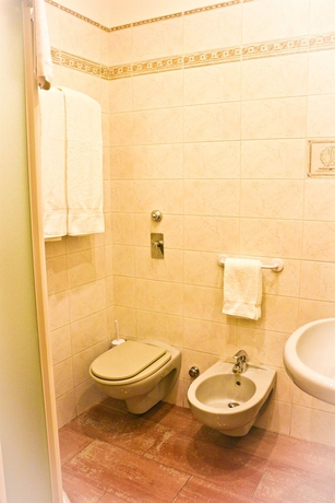 Imagen de la habitación del Hotel Losanna, Milán. Foto 10