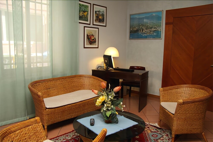 Imagen de los interiores del Hotel Losanna, Rimini. Foto 15