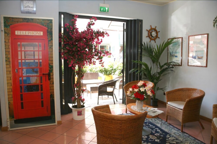 Imagen de los interiores del Hotel Losanna, Rimini. Foto 17