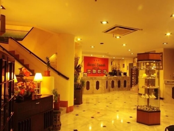 Imagen general del Hotel Losari Beach Inn. Foto 2