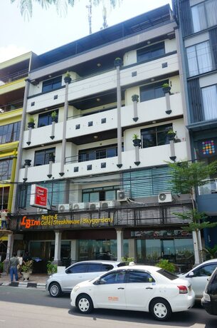 Imagen general del Hotel Losari Beach Inn. Foto 13