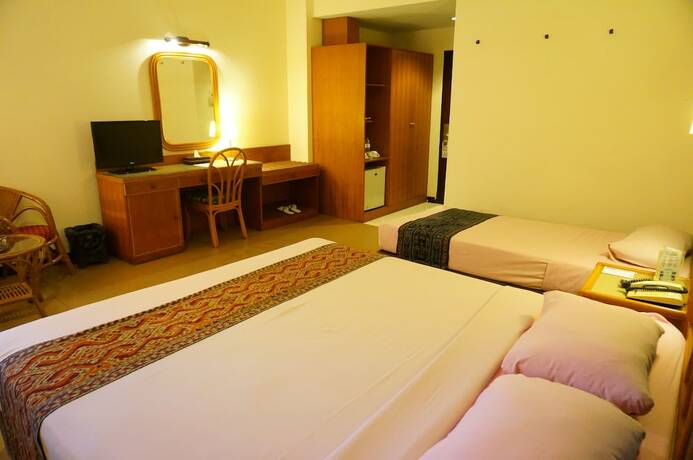 Imagen de la habitación del Hotel Losari Beach Inn. Foto 23