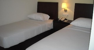 Imagen de la habitación del Hotel Losari Blok M 2. Foto 11