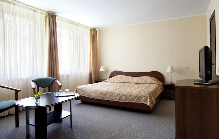 Imagen de la habitación del Hotel Losevo Park. Foto 11