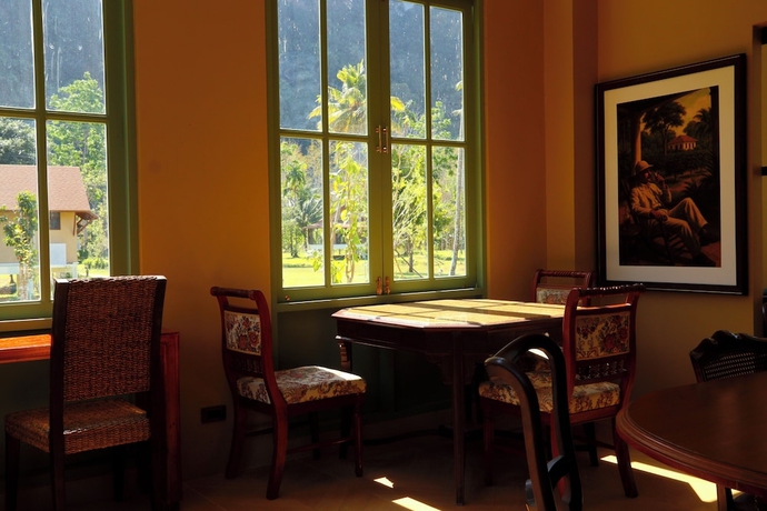 Imagen del bar/restaurante del Hotel Lost Horizon Resort - Khao Sok. Foto 2