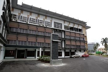 Imagen de los exteriores del Hotel Lot 10 Boutique Kuching. Foto 14