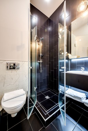 Imagen de la habitación del Hotel Lotman Boutique. Foto 10