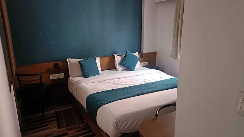 Imagen de la habitación del Hotel Loto. Foto 5