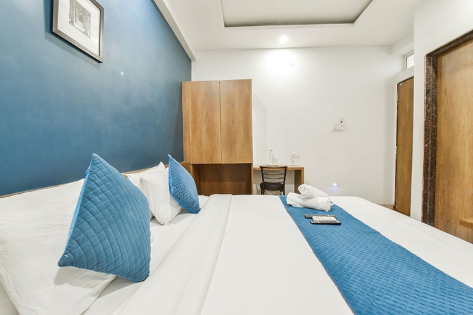 Imagen de la habitación del Hotel Loto. Foto 8
