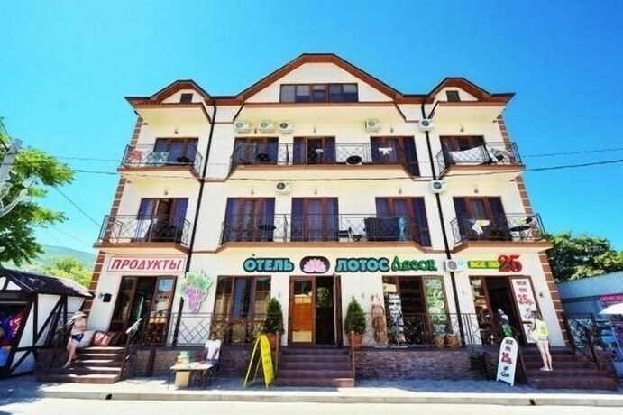 Imagen general del Hotel Lotos, Kabardinka. Foto 1