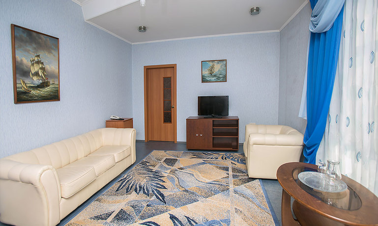 Imagen de la habitación del Hotel Lotos, Novokuznetsk. Foto 5