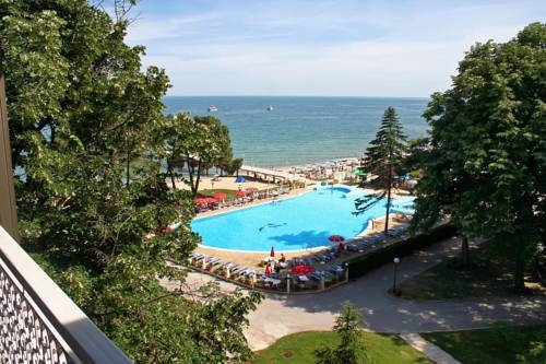 Imagen general del Hotel Lotos - Riviera Holiday Club. Foto 14