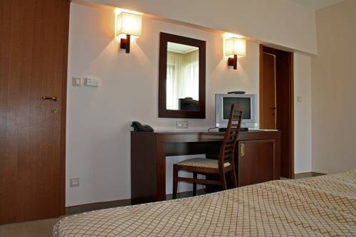 Imagen general del Hotel Lotos - Riviera Holiday Club. Foto 18