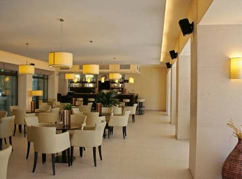 Imagen general del Hotel Lotos - Riviera Holiday Club. Foto 19