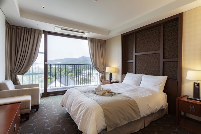 Imagen de la habitación del Hotel Lotte Buyeo Resort. Foto 3