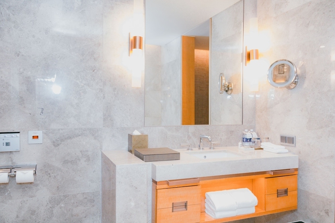 Imagen de la habitación del Hotel Lotte Hanoi. Foto 5