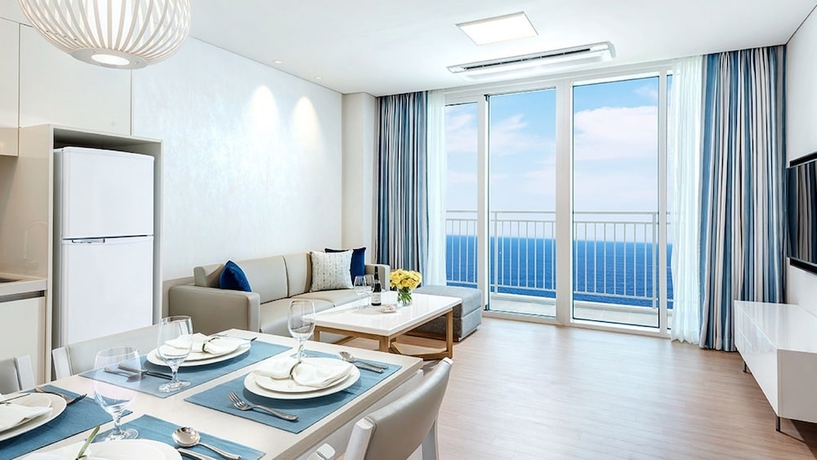 Imagen de la habitación del Hotel Lotte Resort Sokcho. Foto 6