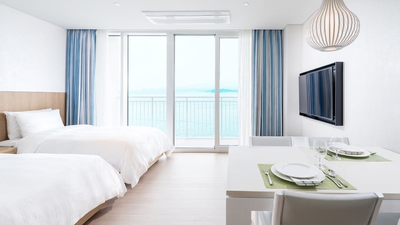 Imagen de la habitación del Hotel Lotte Resort Sokcho. Foto 14