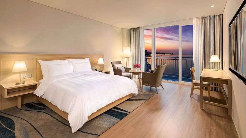 Imagen de la habitación del Hotel Lotte Resort Sokcho. Foto 18