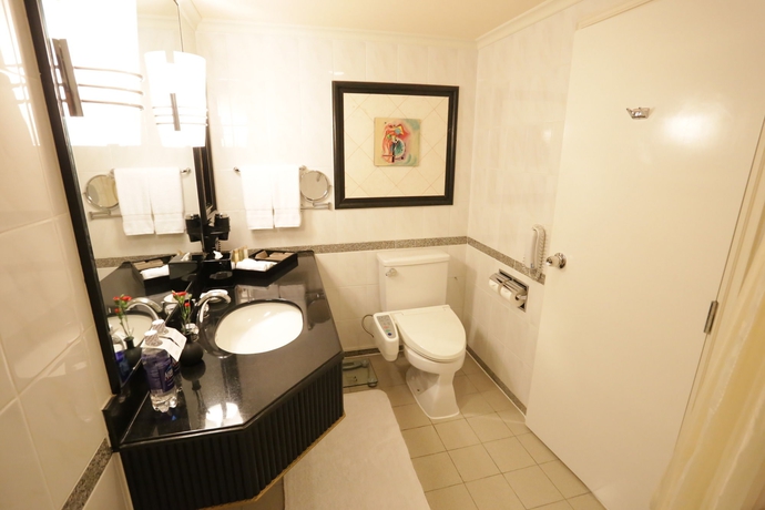 Imagen de la habitación del Hotel Lotte Saigon. Foto 3