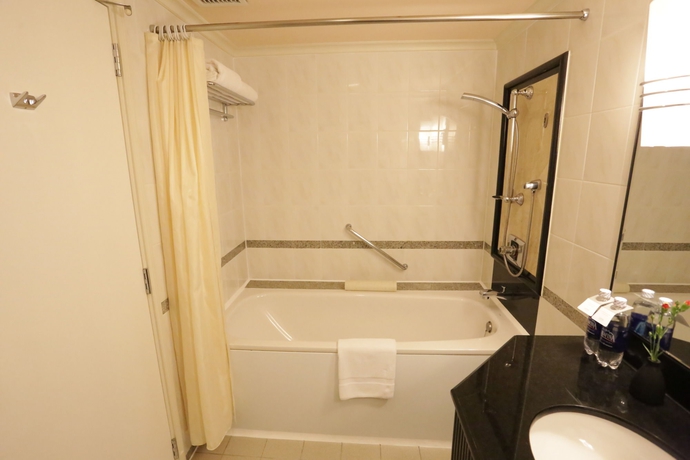 Imagen de la habitación del Hotel Lotte Saigon. Foto 9