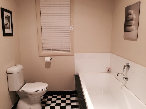 Imagen de la habitación del Hotel Lotte's Cottage. Foto 15