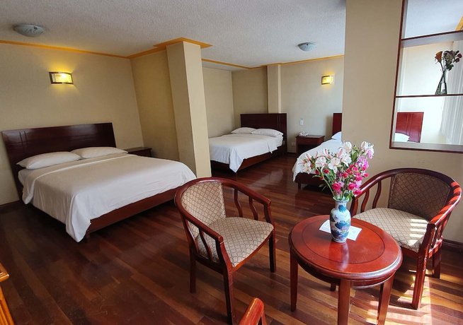 Imagen de la habitación del Hotel Lottus. Foto 17
