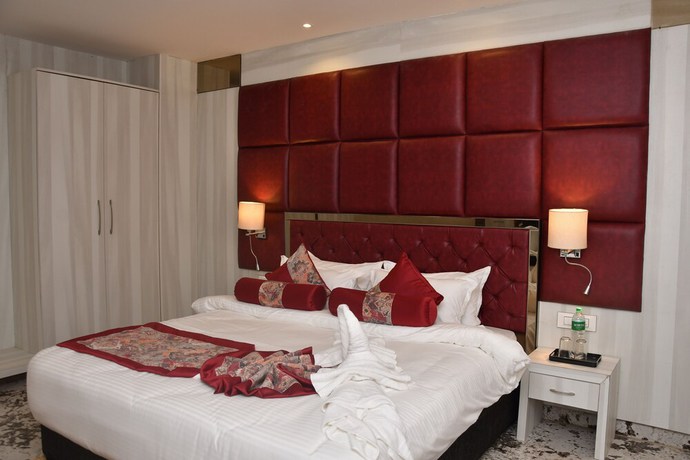 Imagen de la habitación del Hotel Lotus Ananta Elite Kota. Foto 8