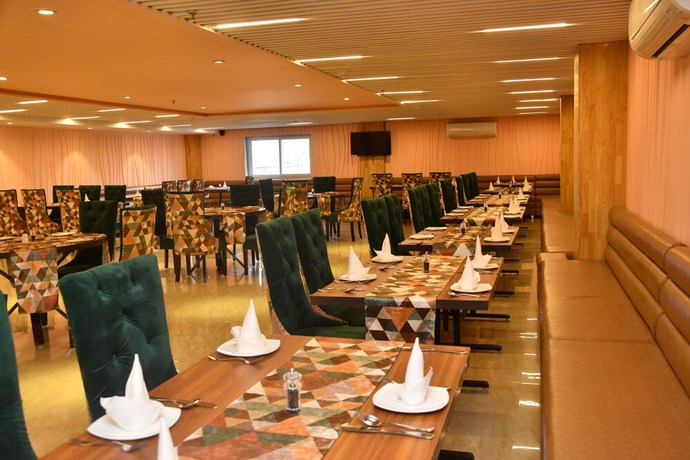 Imagen del bar/restaurante del Hotel Lotus Ananta Elite Kota. Foto 4
