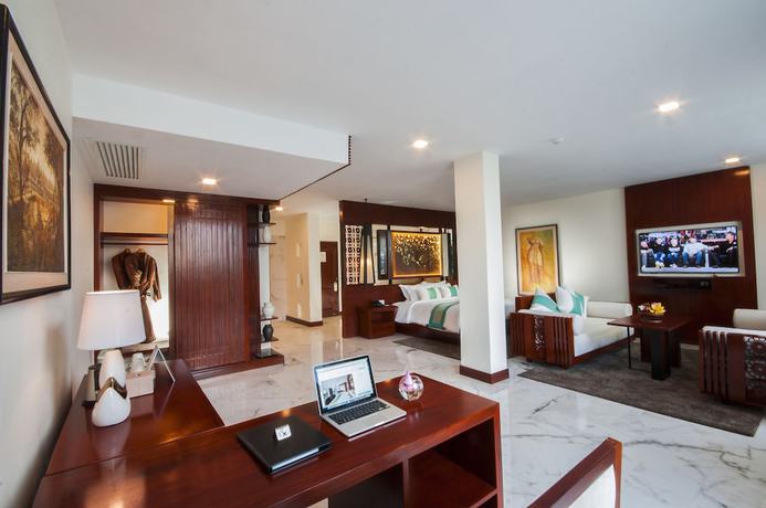 Imagen de la habitación del Hotel Lotus Blanc. Foto 13