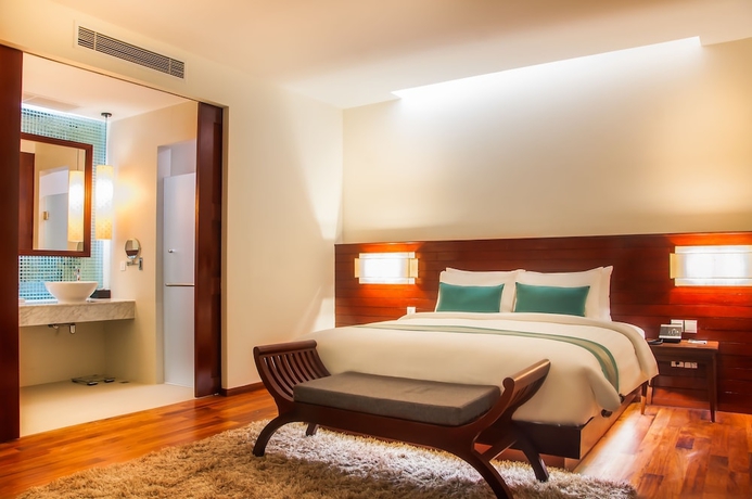 Imagen de la habitación del Hotel Lotus Blanc Resort. Foto 3