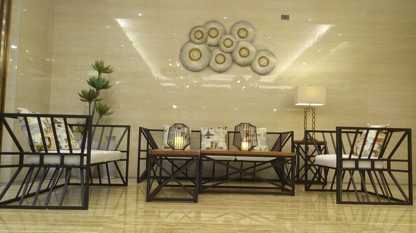 Imagen de los interiores del Hotel Lotus Blu Hotel. Foto 30