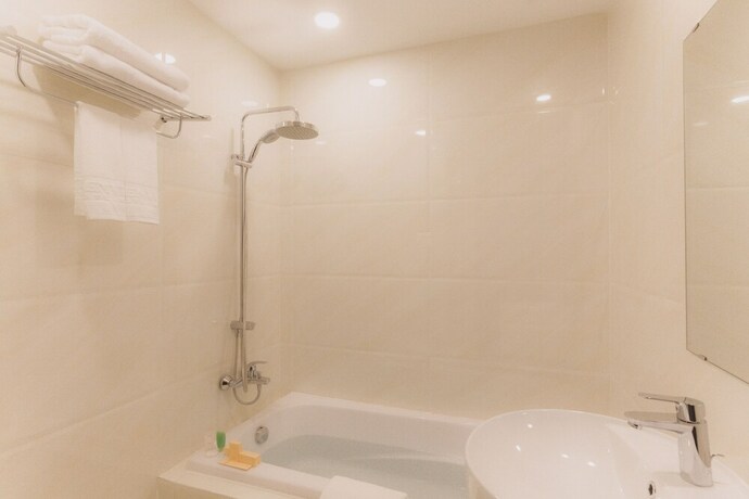 Imagen de la habitación del Hotel Lotus Boutique. Foto 13