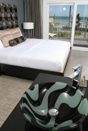 Imagen de la habitación del Hotel Lotus Boutique Inn and Suites. Foto 16