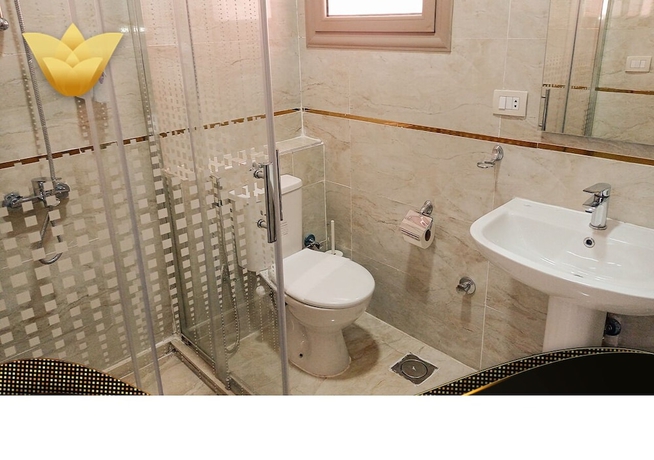 Imagen de la habitación del Hotel Lotus Building. Foto 9
