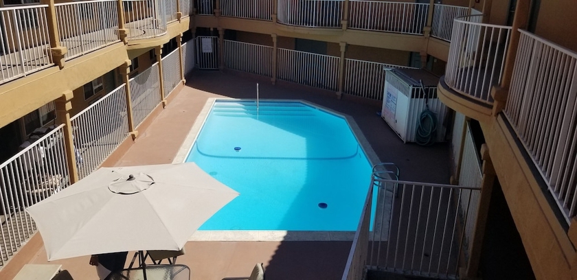 Imagen de la piscina del Hotel Lotus By Inn. Foto 19