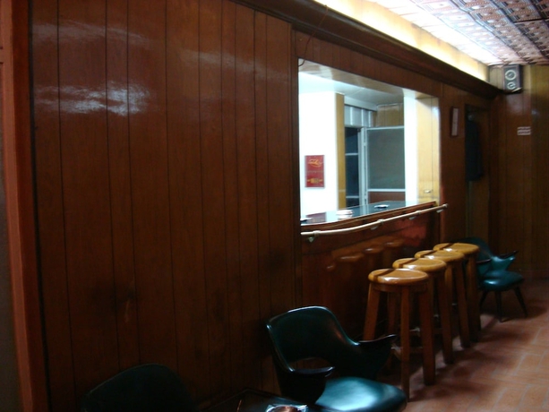 Imagen del bar/restaurante del Hotel Lotus, El Cairo. Foto 3