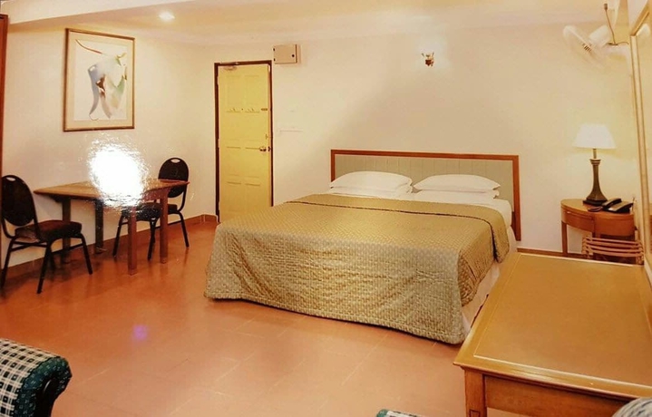 Imagen de la habitación del Hotel Lotus Family Hotel. Foto 8