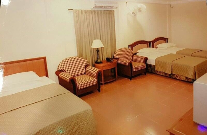 Imagen de la habitación del Hotel Lotus Family Hotel. Foto 13