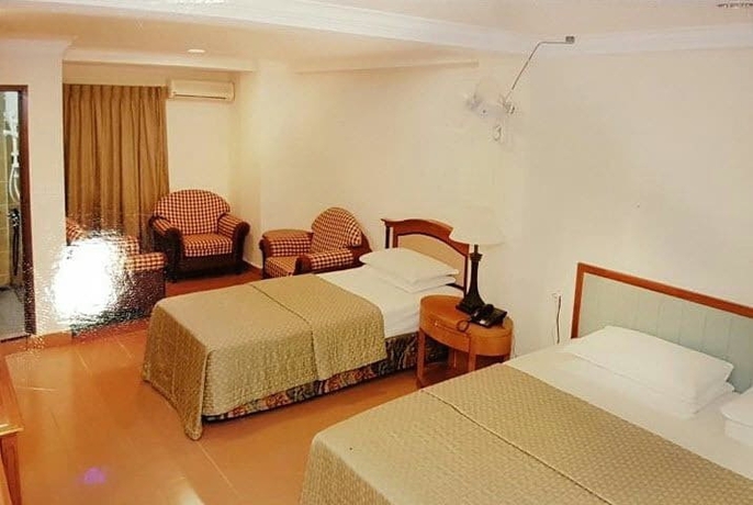 Imagen de la habitación del Hotel Lotus Family Hotel. Foto 14