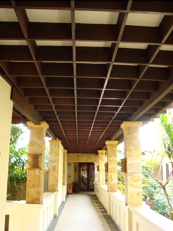 Imagen de los interiores del Hotel Lotus Garden. Foto 19