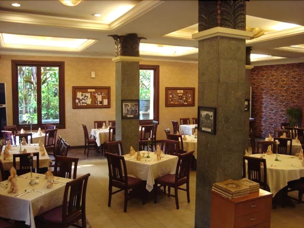 Imagen del bar/restaurante del Hotel Lotus Garden. Foto 3